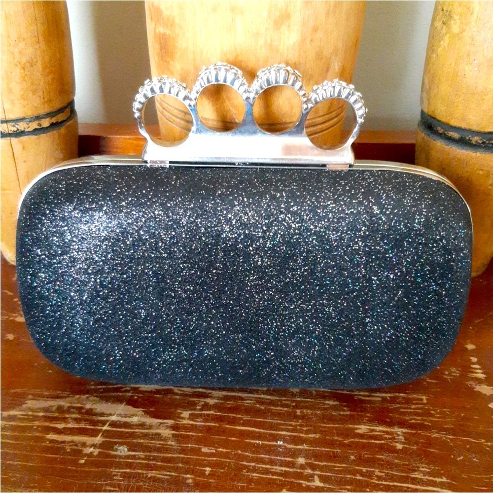 Arbonne, Ladies, Finger Clutch Purse with Detachable Shoulder Strap